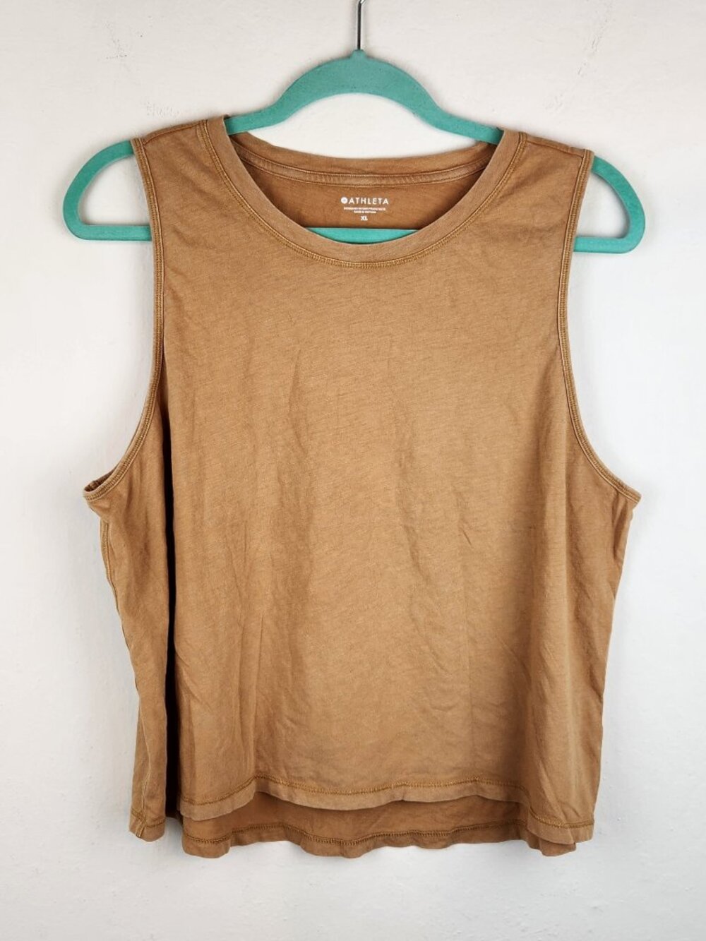 Athleta Organic Daily Cropped Tank Top in Tuscan Gold sz XL